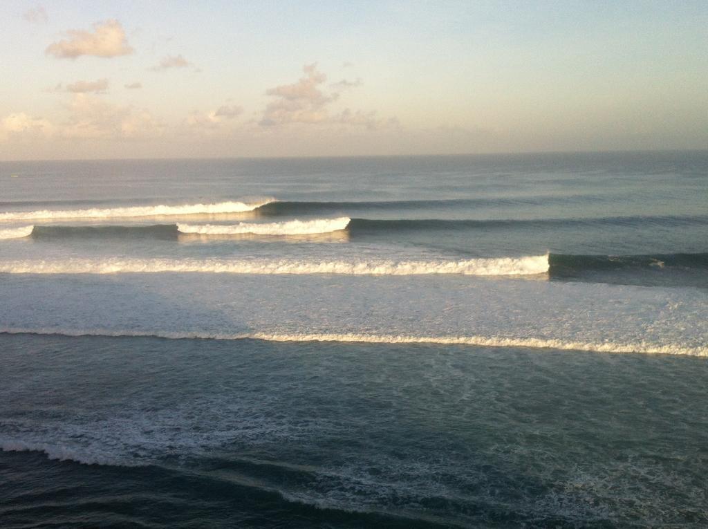 Berawa Beach Surfstay Canggu Extérieur photo